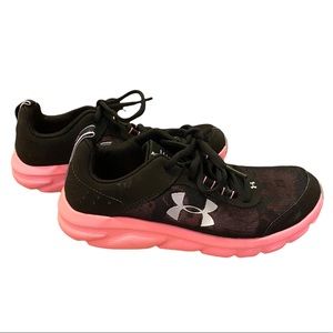 Under Armour Pink and Black Camo Print Running Shoes